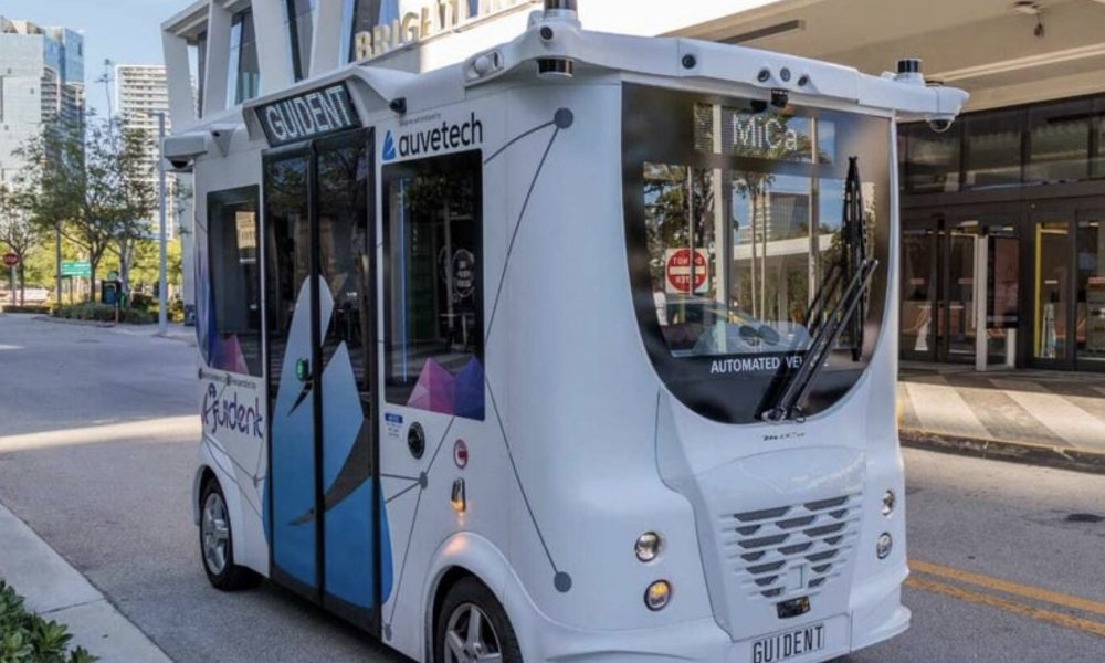 The exterior of the MiCa autonomous shuttle. (Credit: Boca Raton CRA)