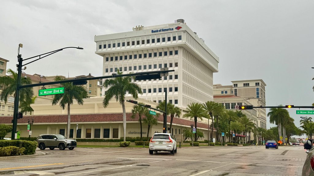 Bank of America Tower, Palmetto Park Road, Boca Raton, FL, June 2025. (Photo: Boca Daily News)