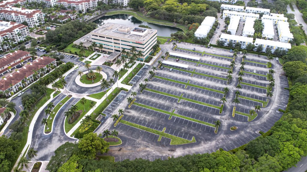 The property at 900 Northwest Broken Sound Parkway, Boca Raton, FL. (Photo: Boca Daily News)