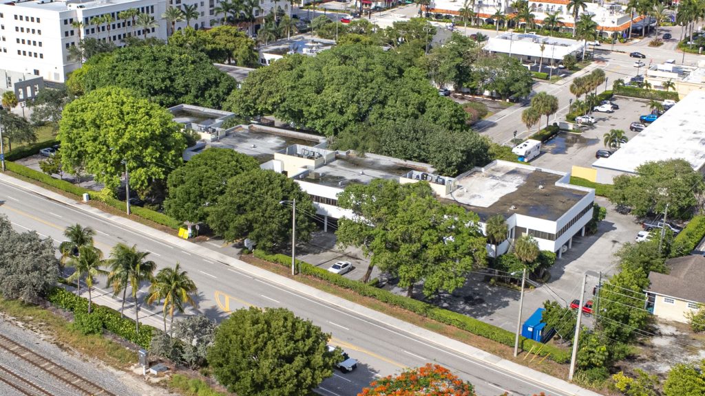 The future site of Modera Boca, a 12-story apartment complex at 400 S. Dixie Highway. (Photo: Boca Daily News)