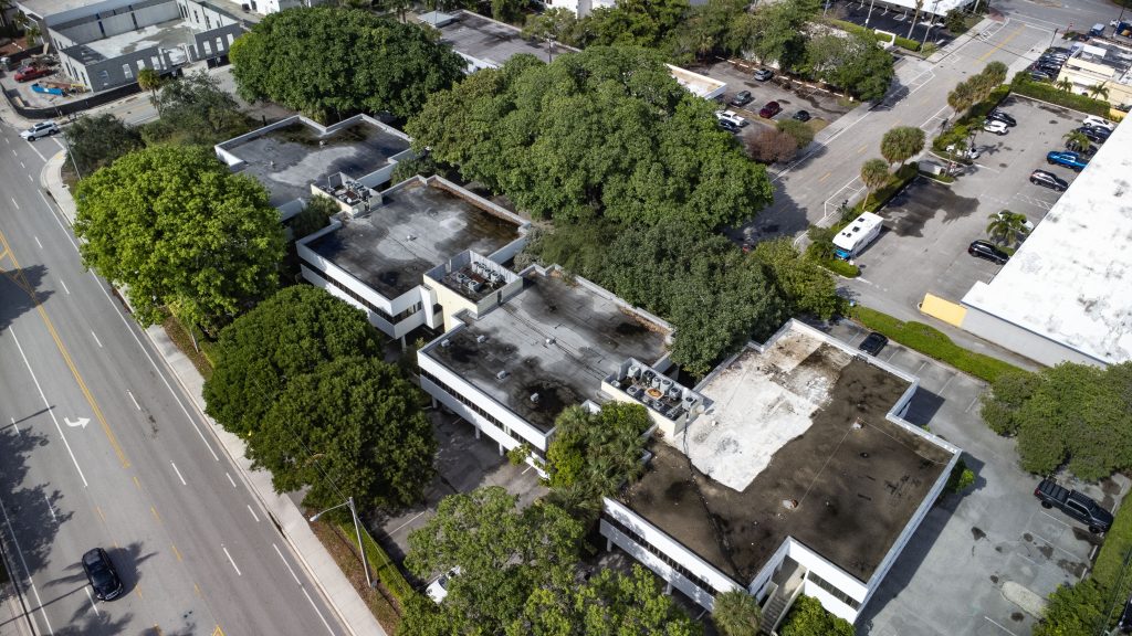 The future site of Modera Boca, a 12-story apartment complex at 400 S. Dixie Highway. (Photo: Boca Daily News)